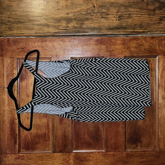 Tank top - Picture 2 of 3